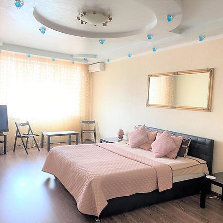 Luxcityapart On Olievskaya Kiew Exterior foto